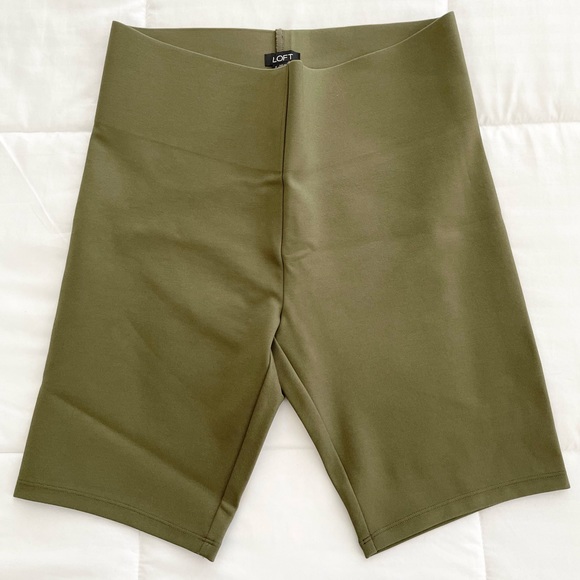 LOFT Sculpt Bike Shorts - Picture 2 of 7